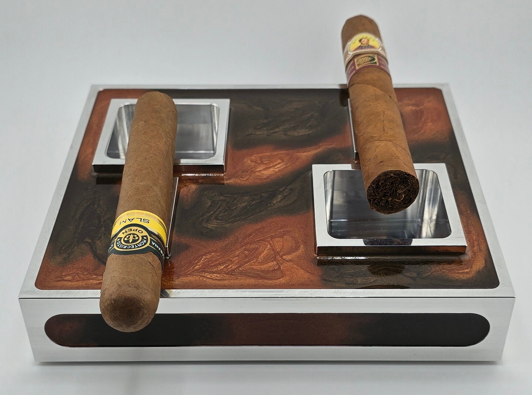 Luxus Zigarren-Aschenbecher aus Aluminium & Epoxidharz in Havana Bronze / Bronze Brown