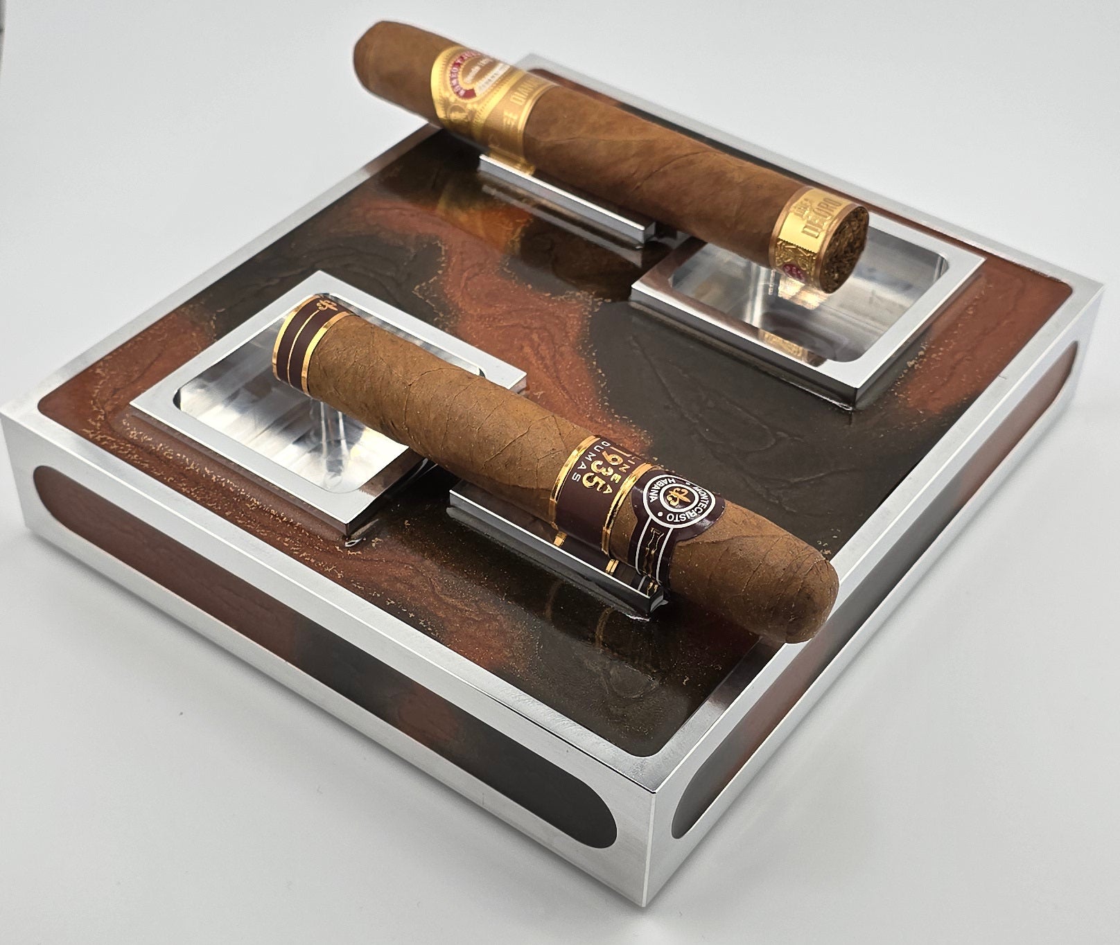 Luxus Zigarren-Aschenbecher aus Aluminium & Epoxidharz in Havana Bronze / Bronze Brown
