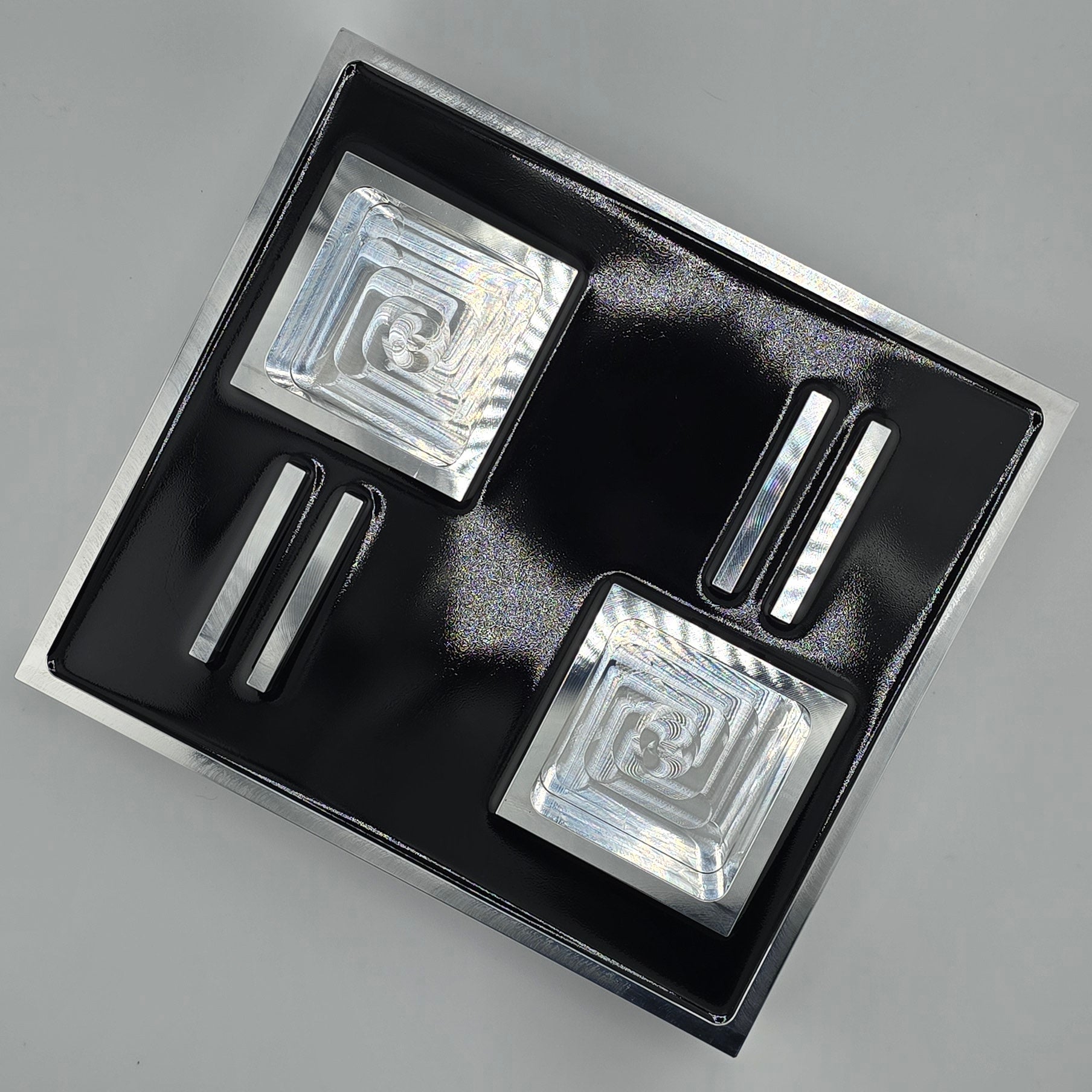 Luxus Zigarren-Aschenbecher aus Aluminium & Epoxidharz in Deep Black