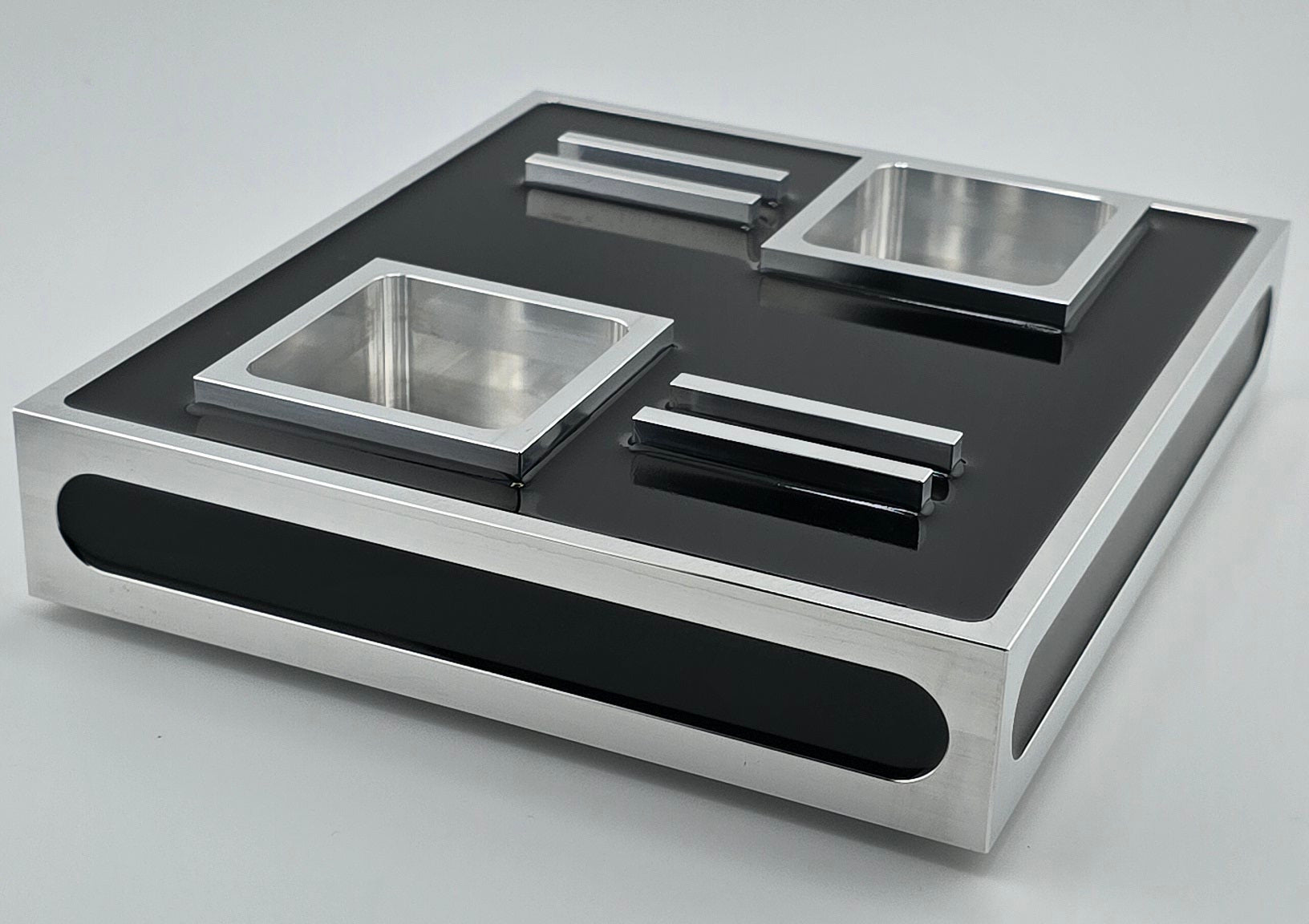 Luxus Zigarren-Aschenbecher aus Aluminium & Epoxidharz in Deep Black